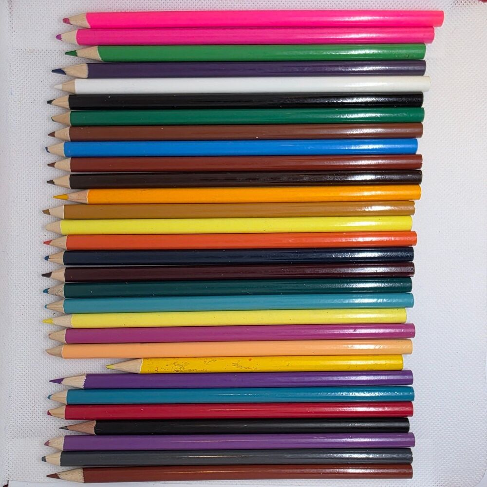 Lot of 211 Asstd Colored Pencils-Crayola CraZart Art101 For Drawing and Coloring - Picture 16 of 16